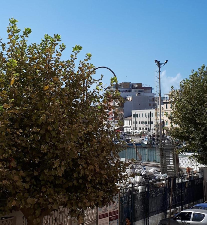 La Finestrella Dell'Arte Un Orizzonte Da Guardare Daire Anzio Dış mekan fotoğraf
